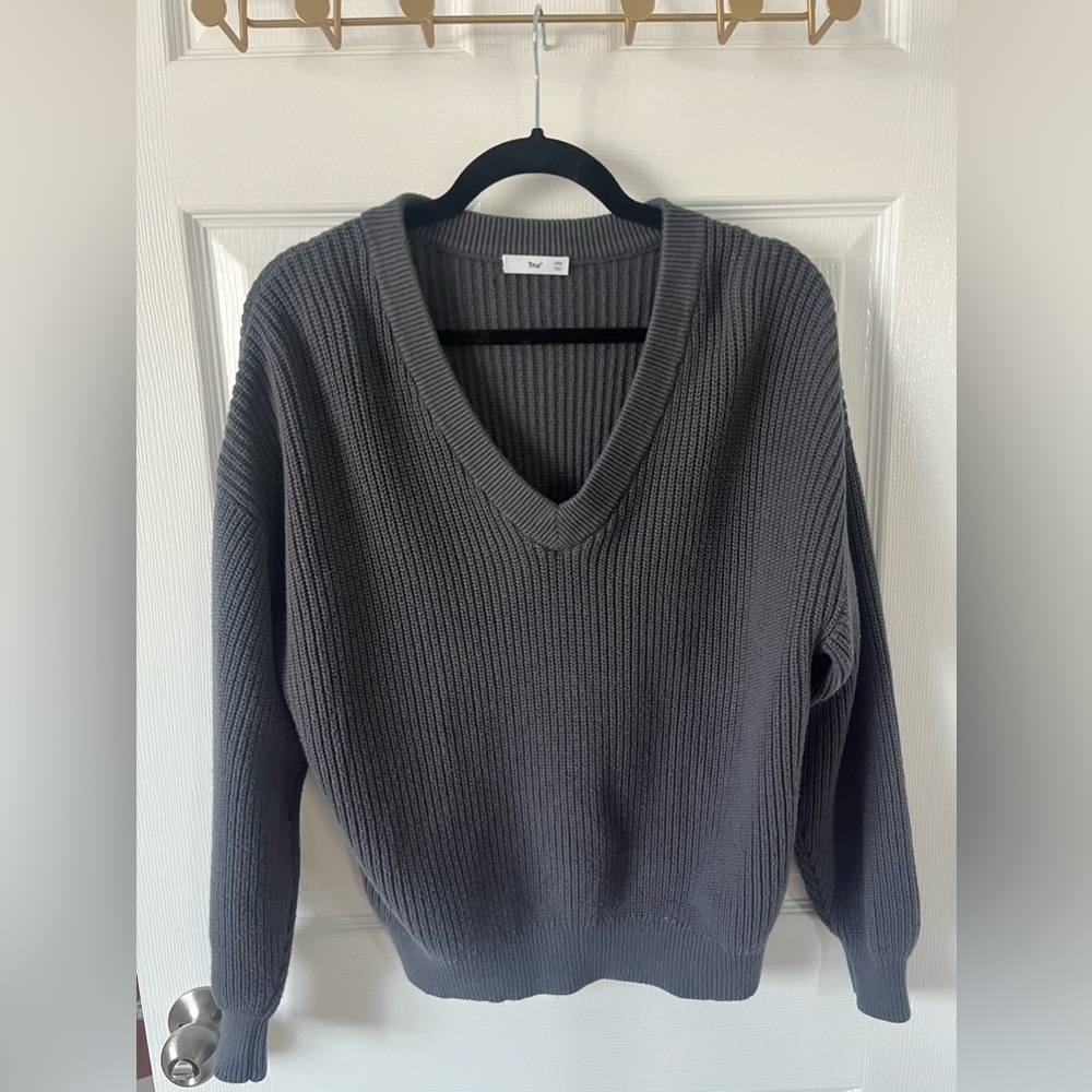 TNA Grey Ribbed V-Neck Sweater